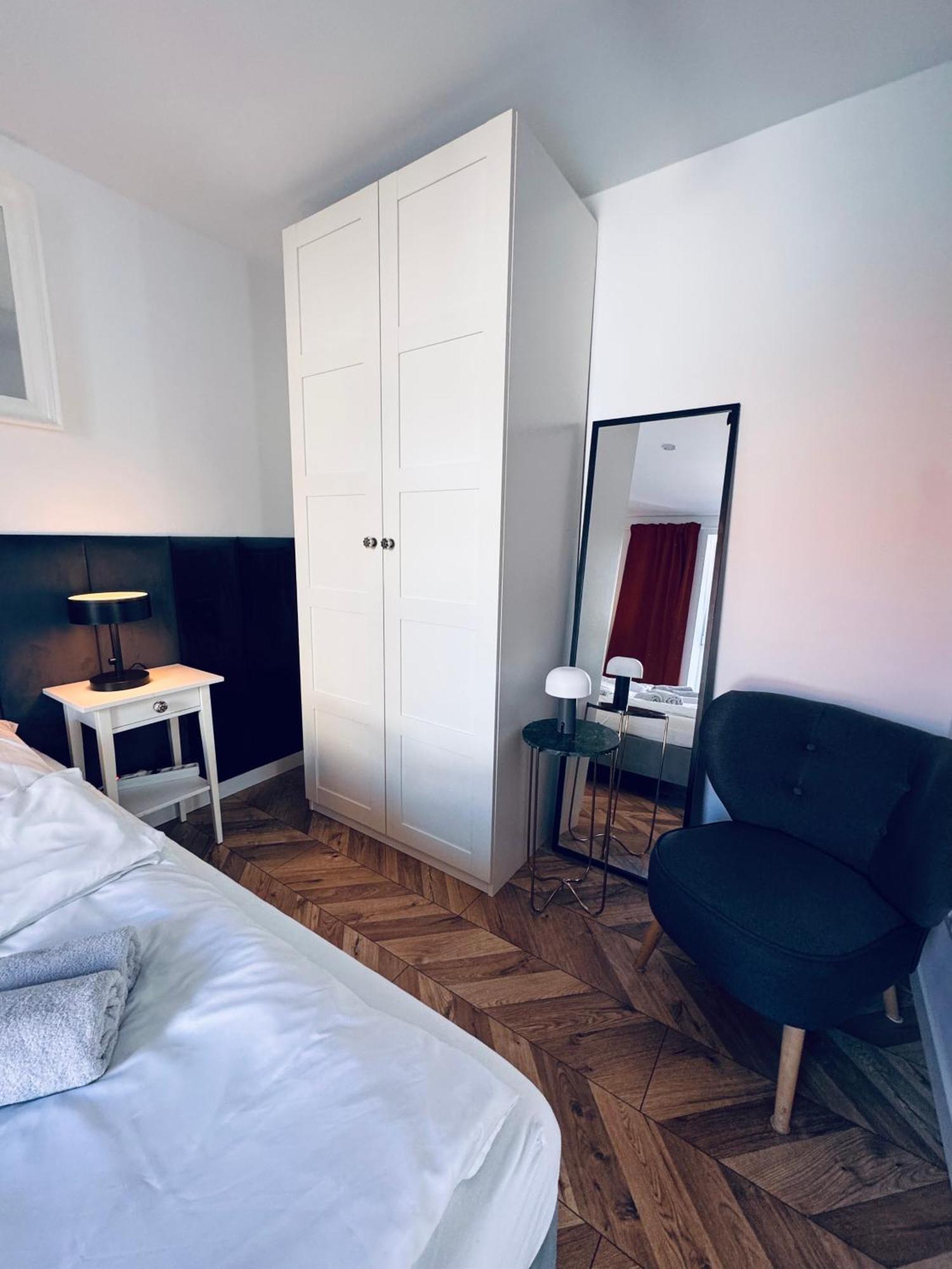 Apartamenty Zary Екстериор снимка